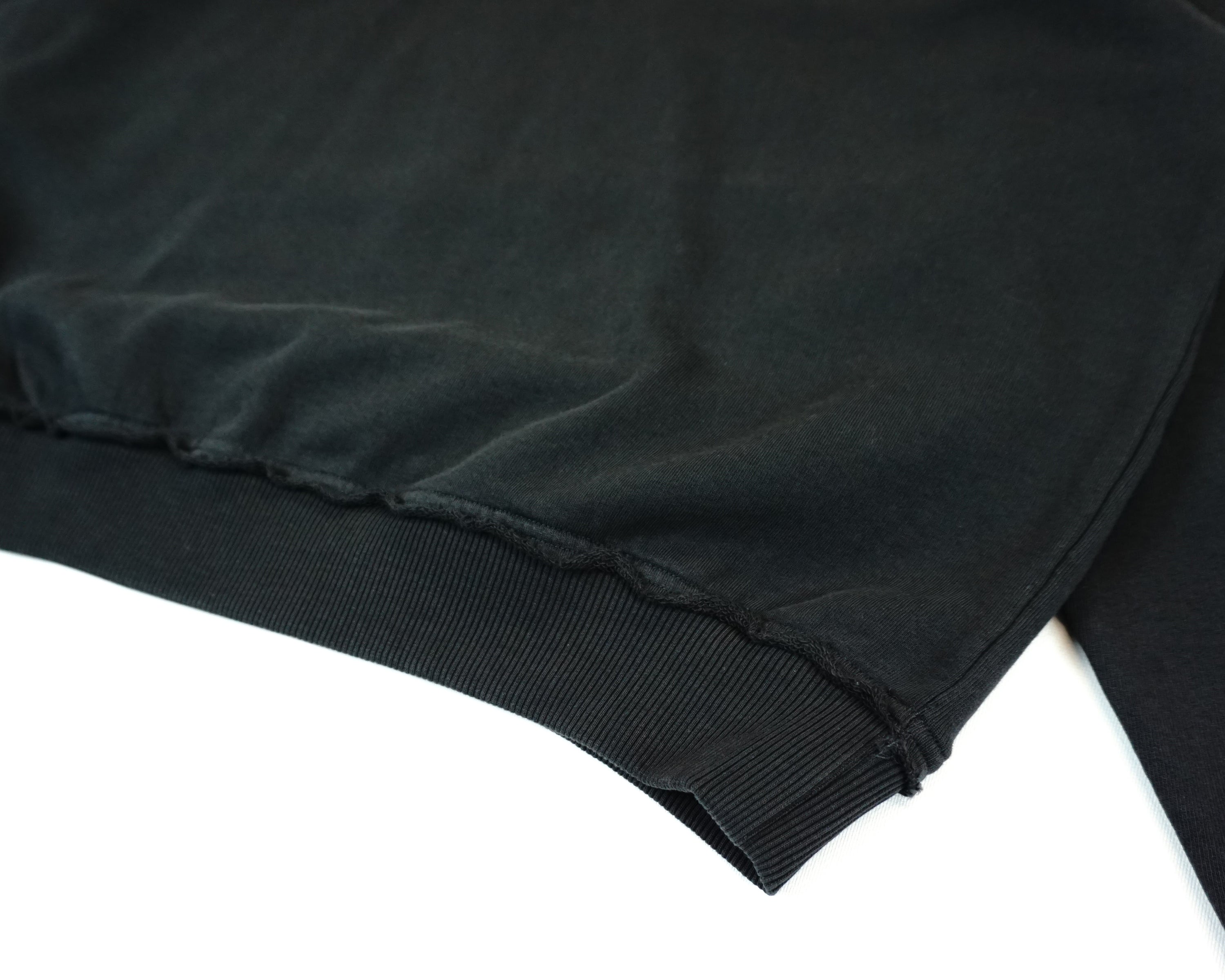 ARKA PARÇALI SWEATSHIRT